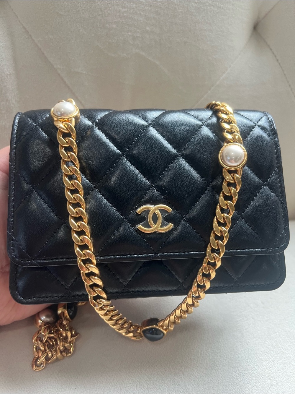 NEW🔥Chanel Pearl Wallet on Chain Crossbody